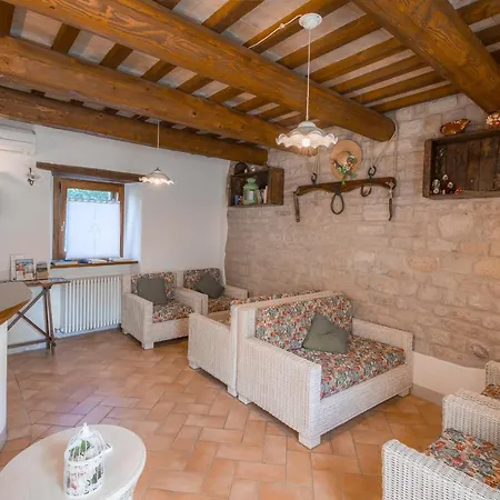 Holiday home Tenuta Le Fontanelle Sant'Ippolito